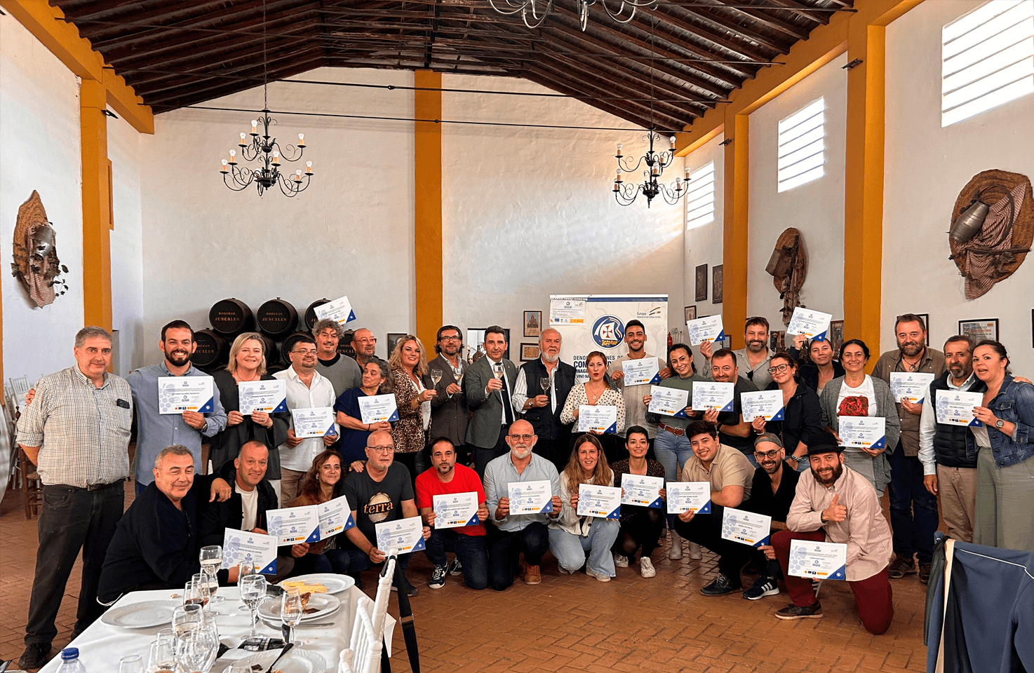 Alumnado del II Curso Técnico en Especialización en Vinos y Vinagres del Condado de Huelva. Promoción 2024.